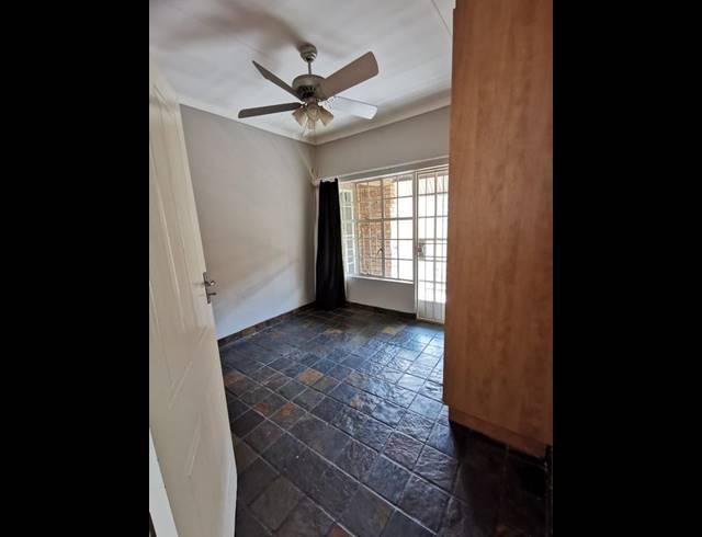2 BEDROOM PROPERTY TO RENT IN DASSIE RAND